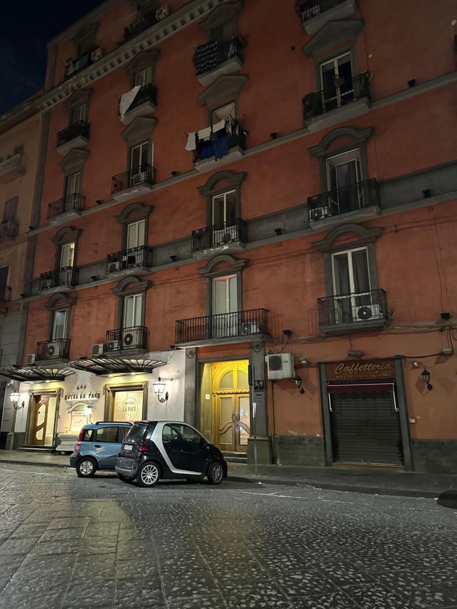 Riman, Apartment Napoli Eksteriør billede